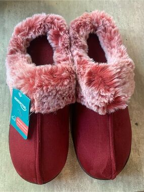 NWT HomeTop Memory Foam Slippers Red Suede Faux Fur Size 9-10 Large